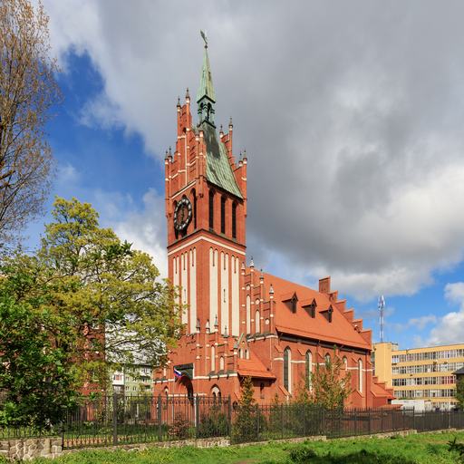 Кирха Святого Семейства)
